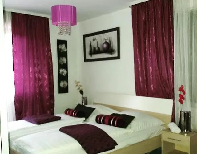 فندق Restaurant Toscana *